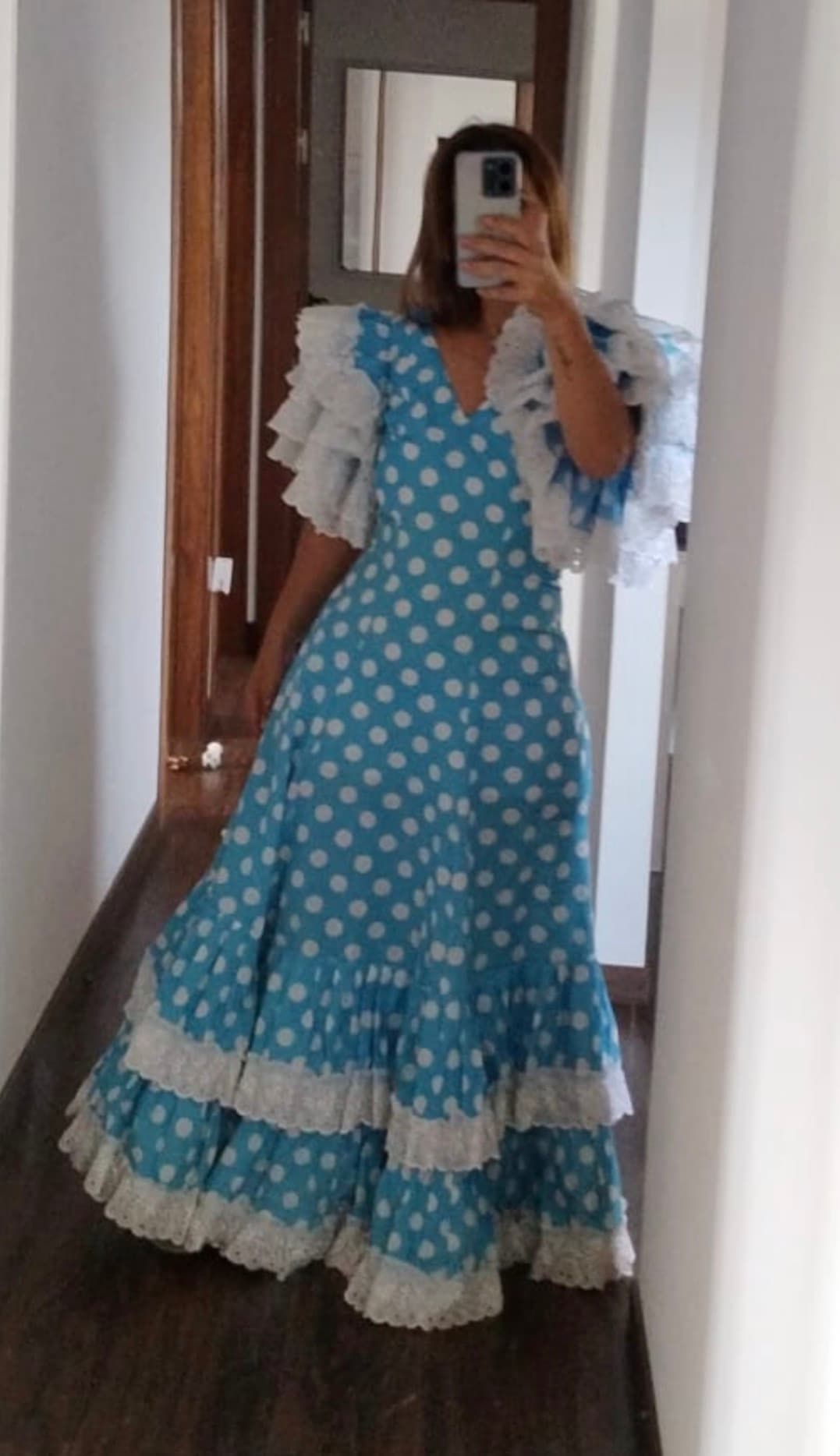 Traje flamenca azul lunar blanco - Foto 1