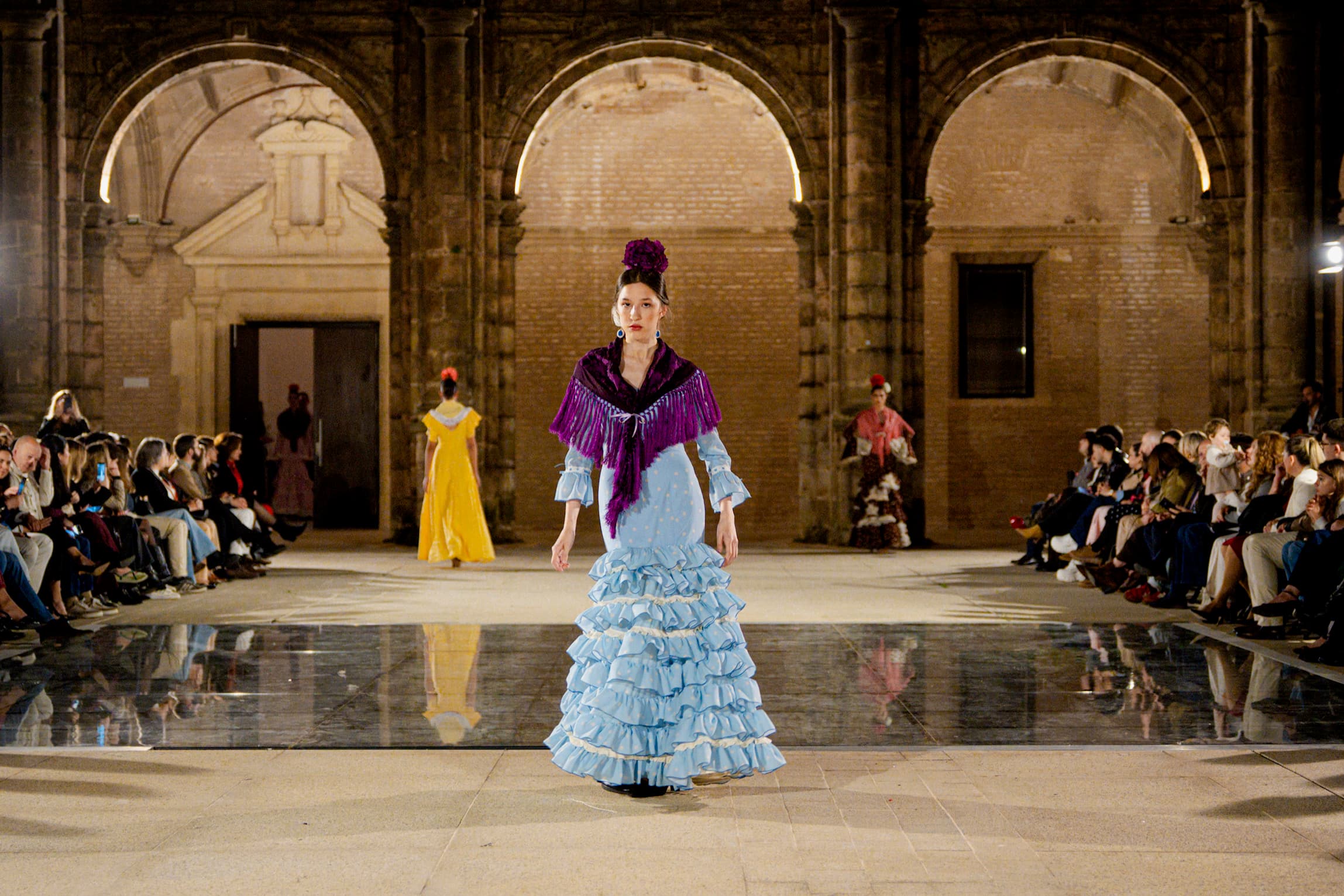 Traje de flamenca celeste - Foto 1
